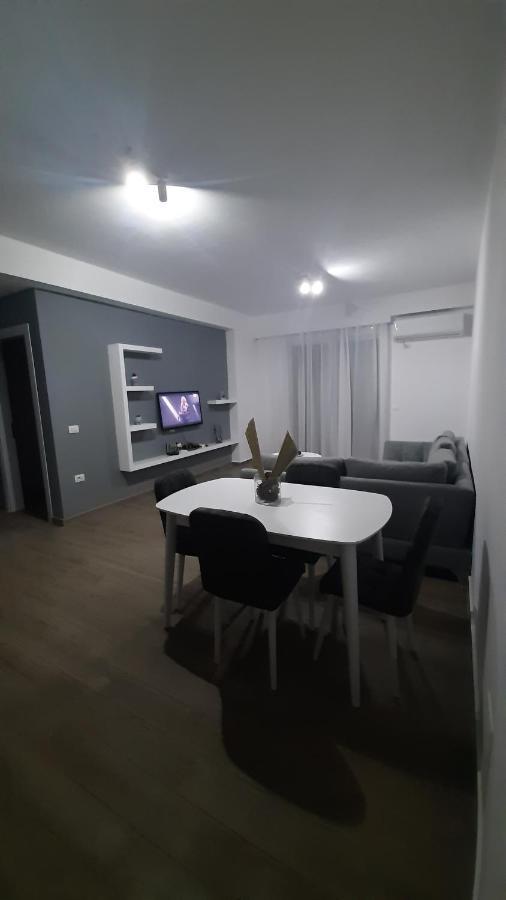 Sea & Sun Apartment Vlorë 외부 사진