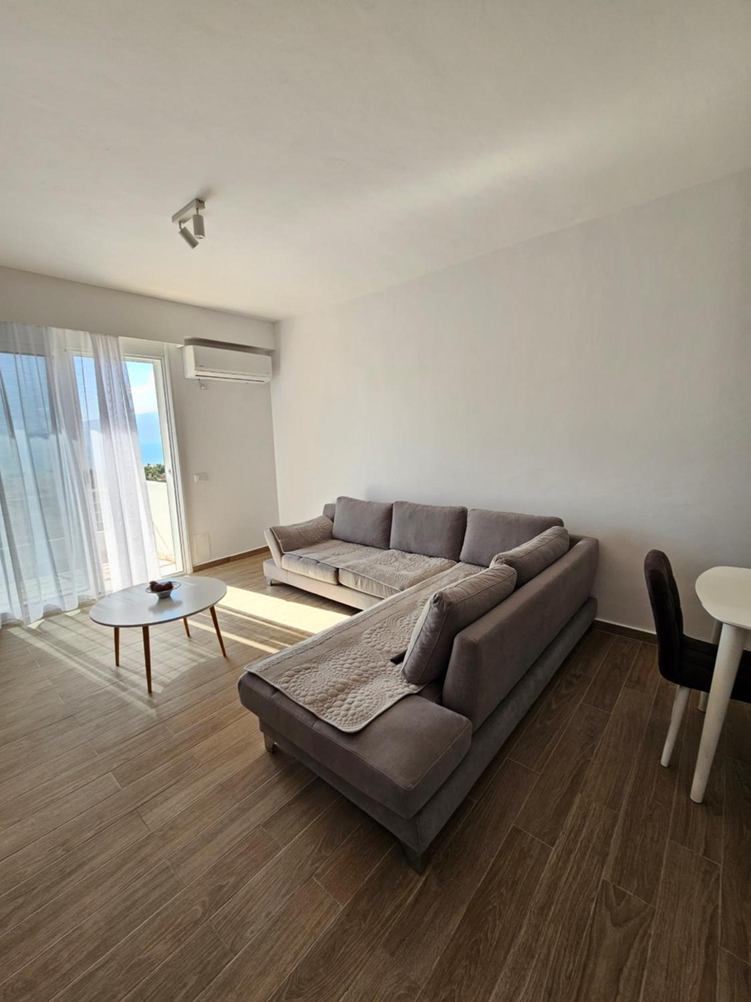Sea & Sun Apartment Vlorë 외부 사진